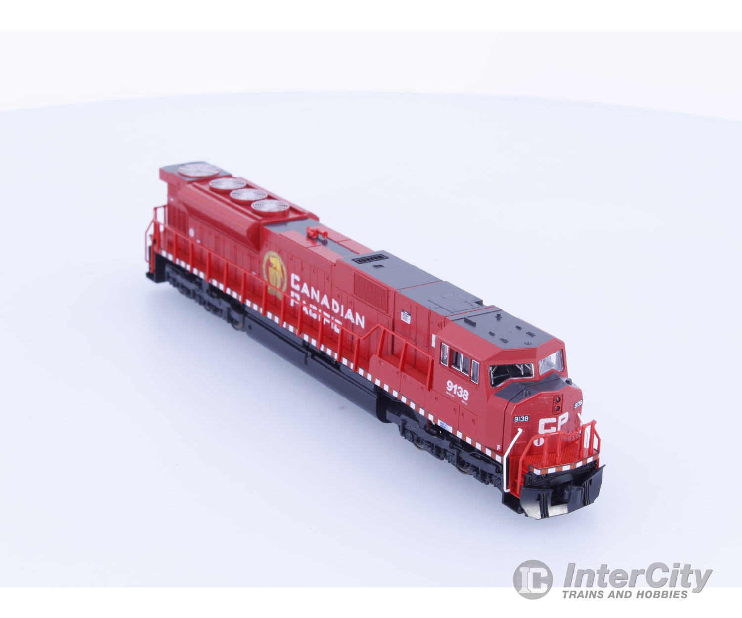 Kato 176-5616 N SD90/43 MAC Diesel Locomotive Canadian Pacific (CP) 9138 Analog DC Locomotives