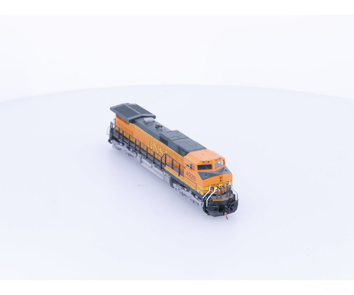 Kato 176-5901 N C44-9W Diesel Locomotive Burlington Northern Santa Fe (BNSF) 4926 DCC - Locomotives
