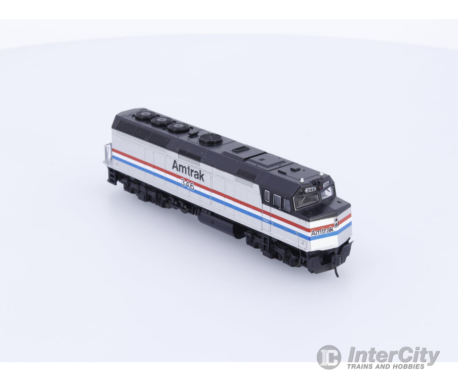 Kato 176-6104 N F40PH Phase II Amtrak (AMTK) 346 Analog DC Locomotives