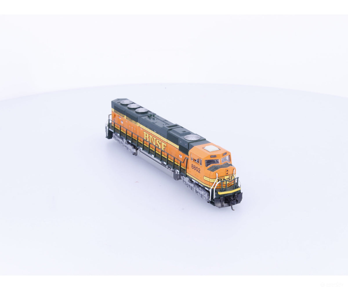 Kato 176-6401 N SD70MAC Diesel Locomotive Burlington Northern Santa Fe (BNSF) 8802 DCC - Locomotives