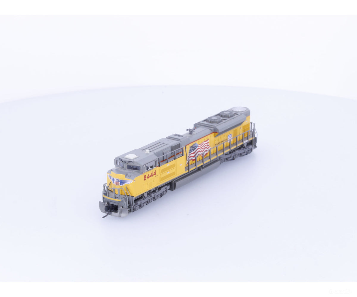 Kato 176-8404 N SD70ACe Diesel Locomotive Union Pacific (UP) 8444 Analog DC - Locomotives