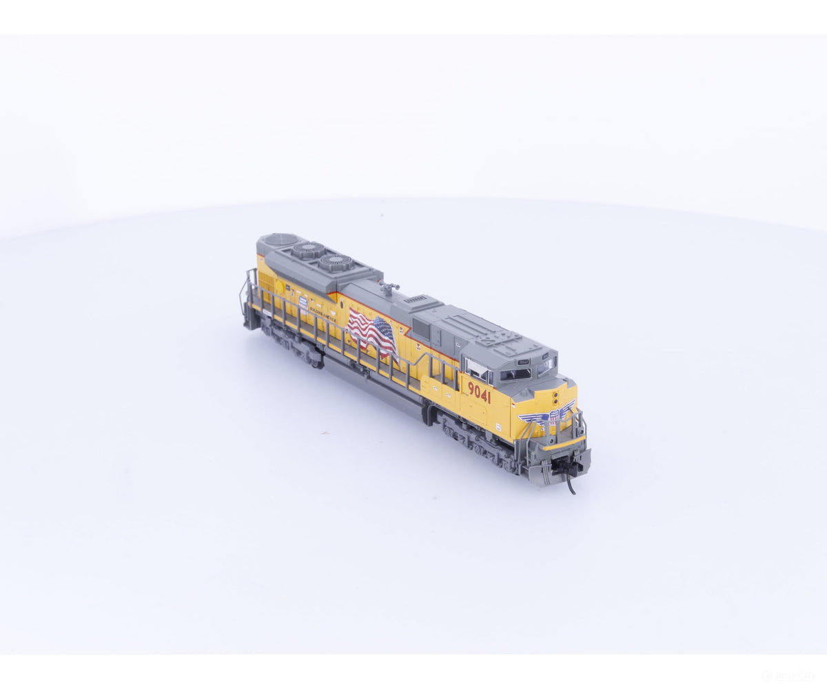 Kato 176-8520-LS N SD70ACe Diesel Locomotive Union Pacific (UP) 9041 DCC & Sound - Locomotives