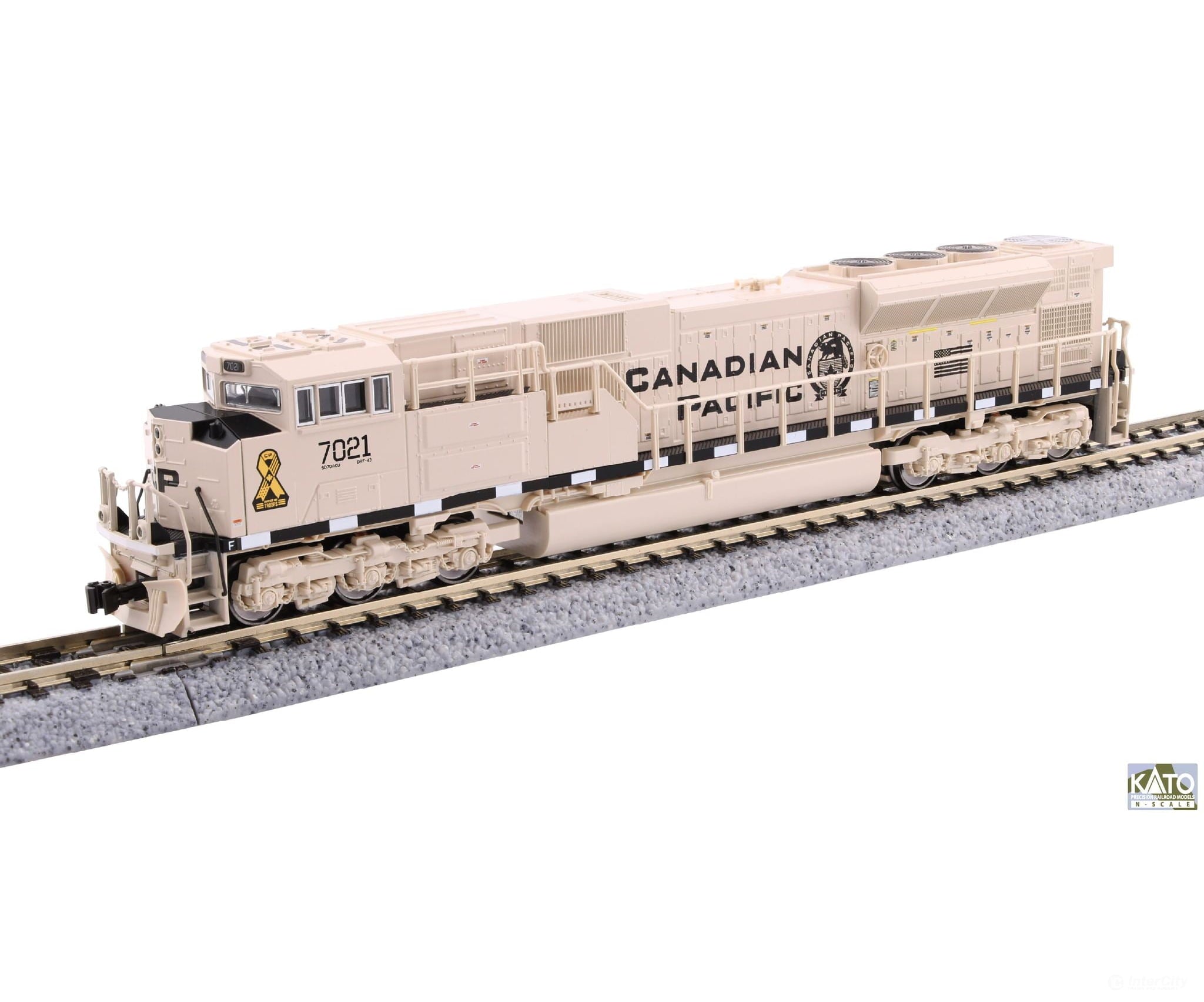 Kato 176-8542 N Canadian Pacific SD70ACu #7021 Desert Tan Military Series Locomotives