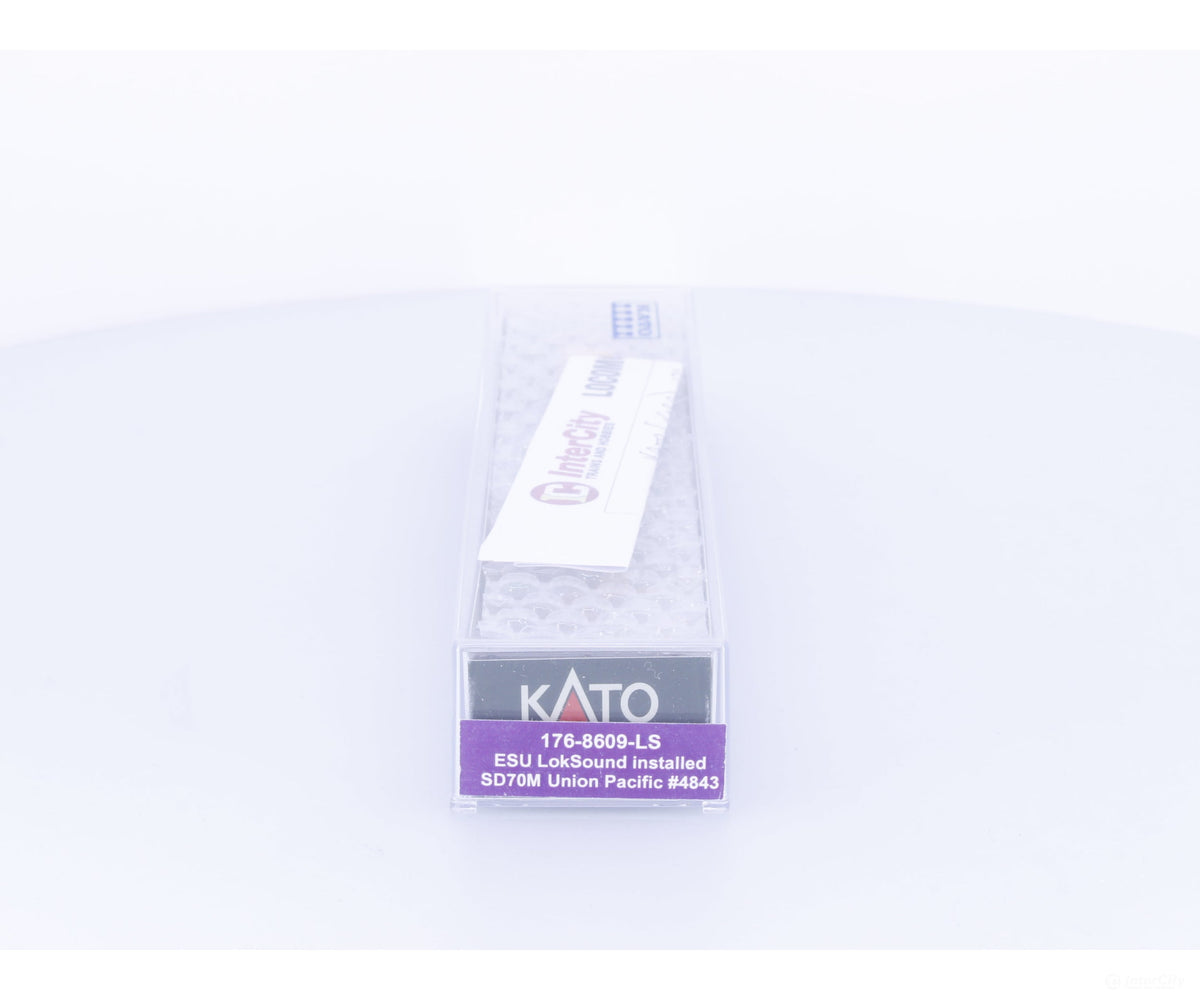 Kato 176-8609-LS N SD70M Flared Radiator Diesel Locomotive Union Pacific (UP) 4843 DCC & Sound - Locomotives
