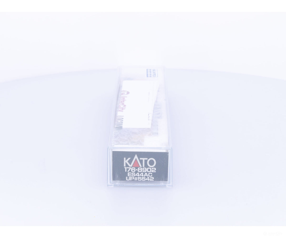 Kato 176-8902 N ES44AC Diesel Locomotive Union Pacific (UP) 5542 Analog DC - Locomotives