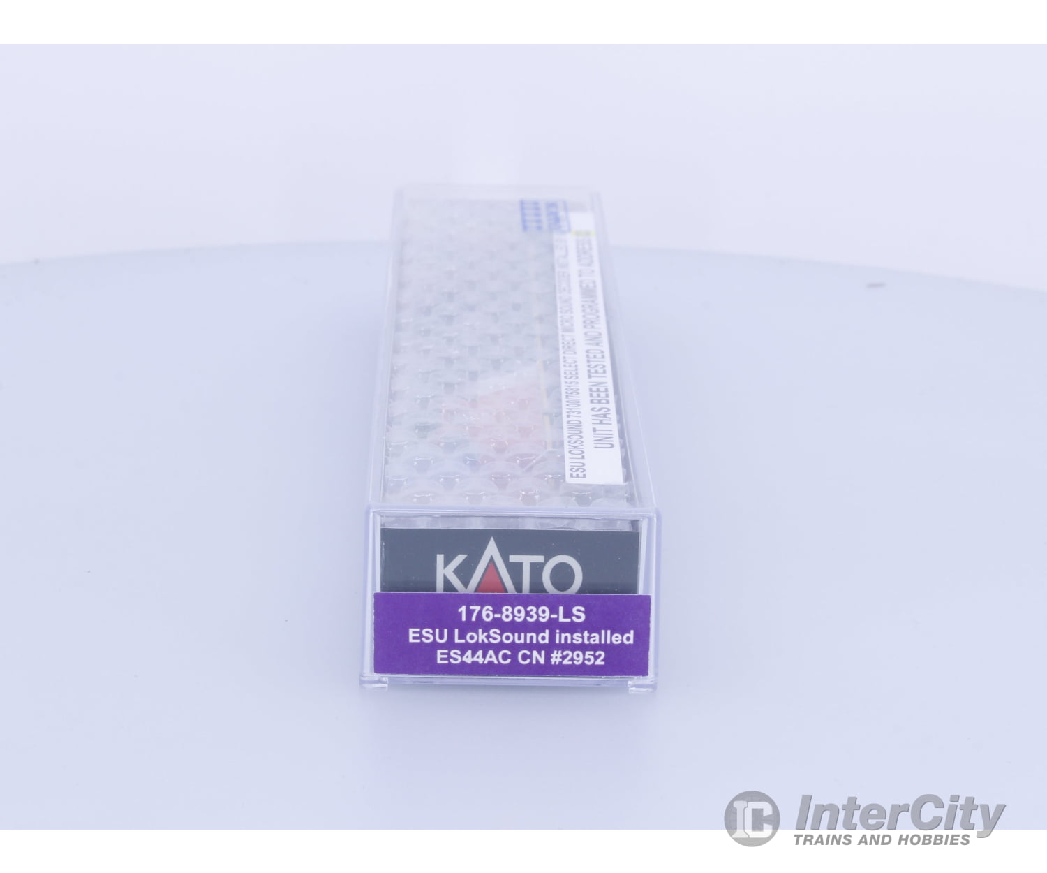 Kato 176-8939-LS N ES44AC Diesel Locomotive ESU Sound Canadian National (CN) 2952 DCC & Sound Locomotives