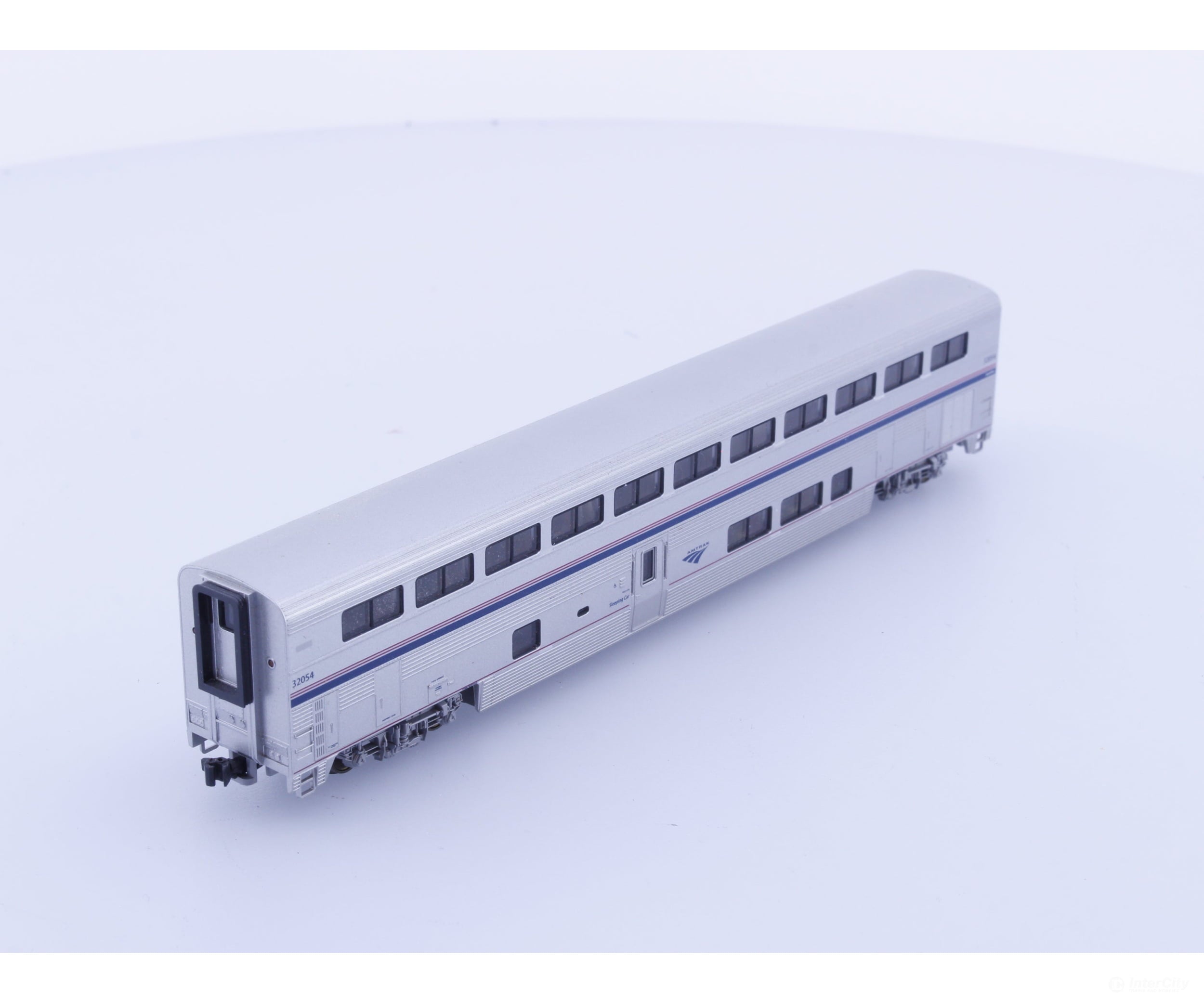 Kato 32054 N Double Deck Sleeping Car Amtrak (AMTK) 32054 - Passenger Cars