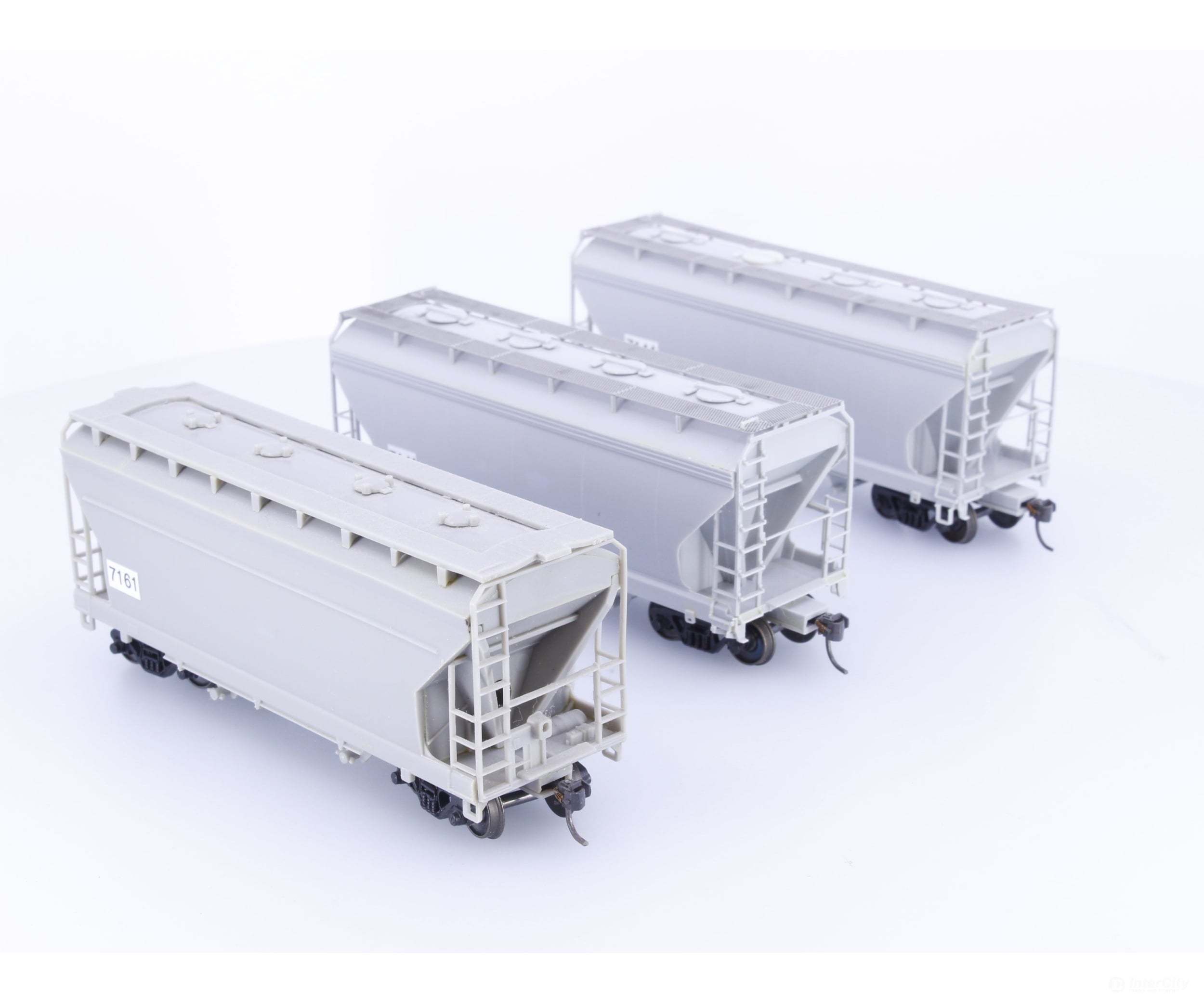 Kato 38-0201 HO AC&F 70 Ton Covered Hopper 3 Pack Undecorated 7161,7141,7144 - Freight Cars