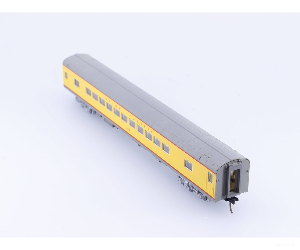 Kato 5402 N Passenger Coach Union Pacific (UP) 5402 - Passenger Cars