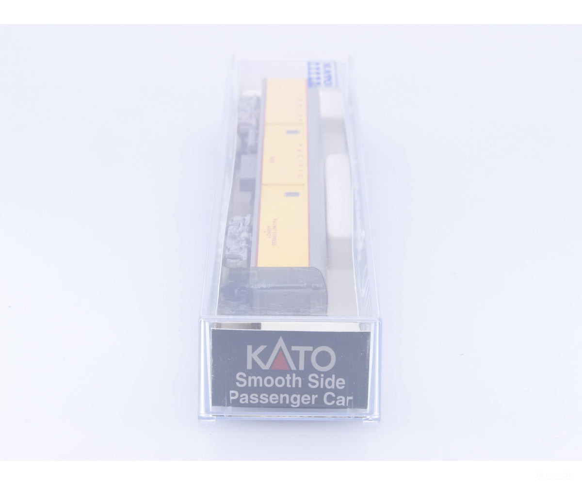 Kato 5665 N Baggage Car Union Pacific (UP) 5665 - Passenger Cars