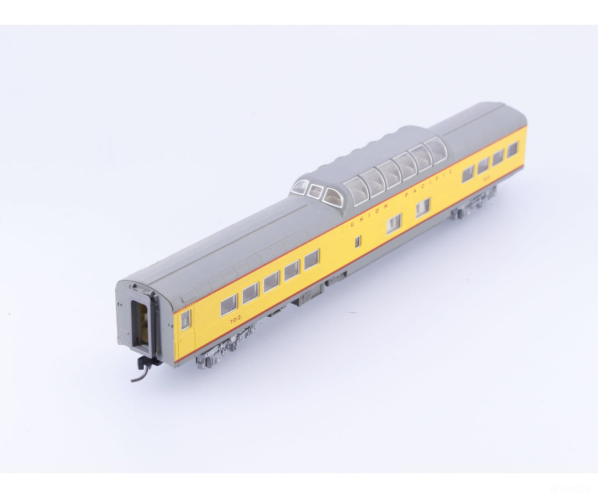 Kato 7012 N Dome Passenger Car Union Pacific (UP) 7012 - Passenger Cars