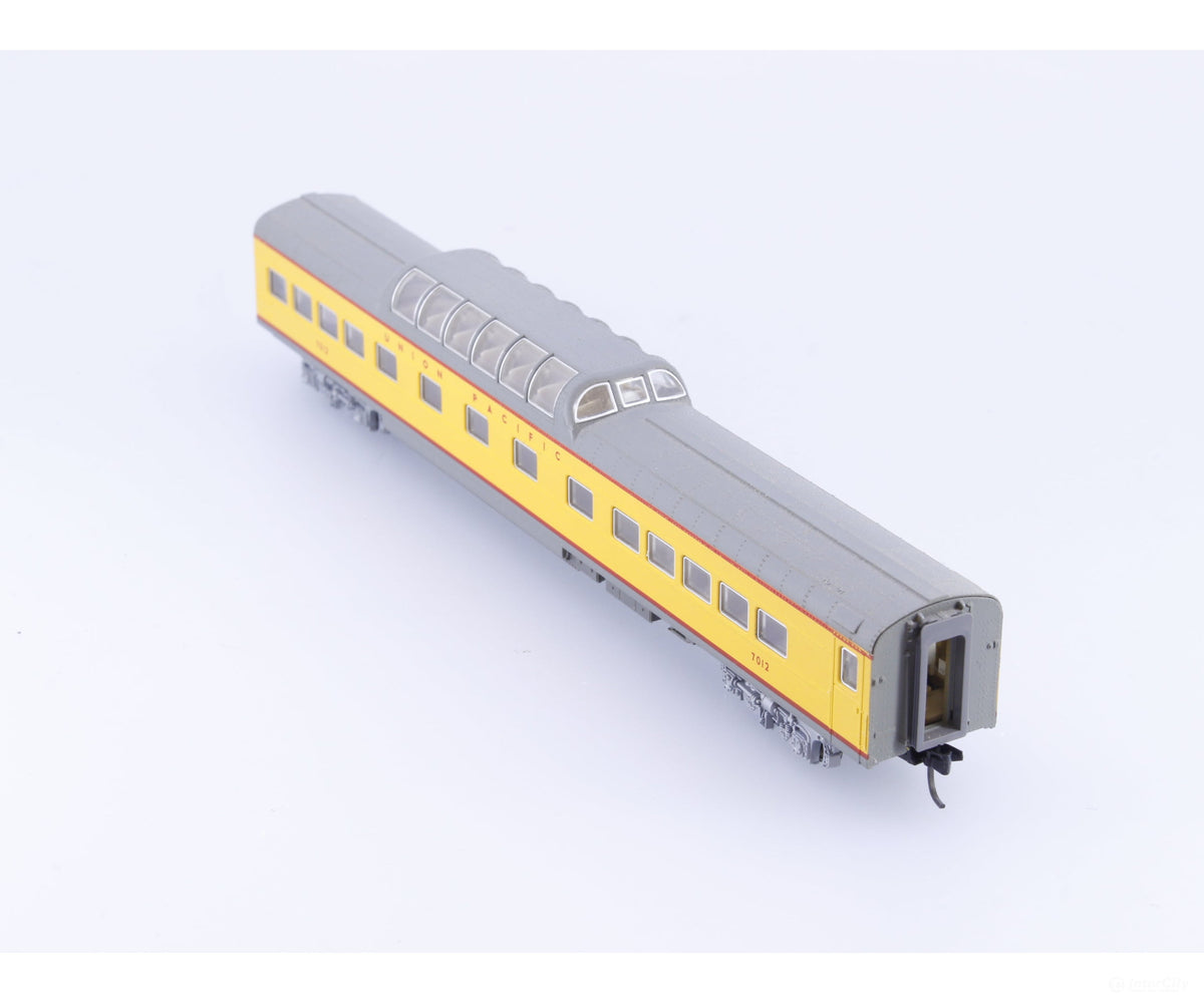 Kato 7012 N Dome Passenger Car Union Pacific (UP) 7012 - Passenger Cars