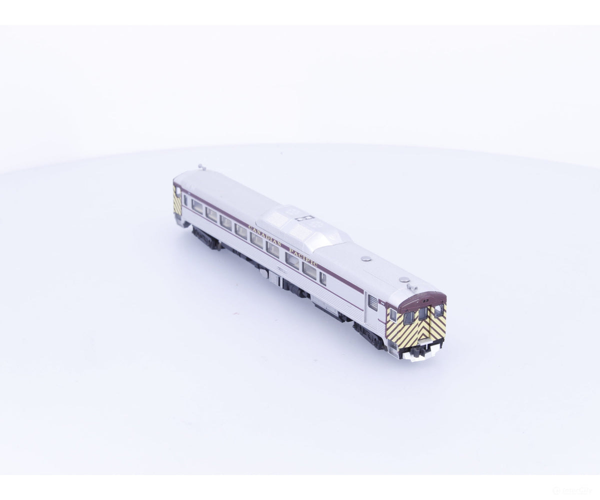 Kato 9102 N RDC-2 Diesel Rail Car Canadian Pacific (CP) 9102 Analog DC - Locomotives
