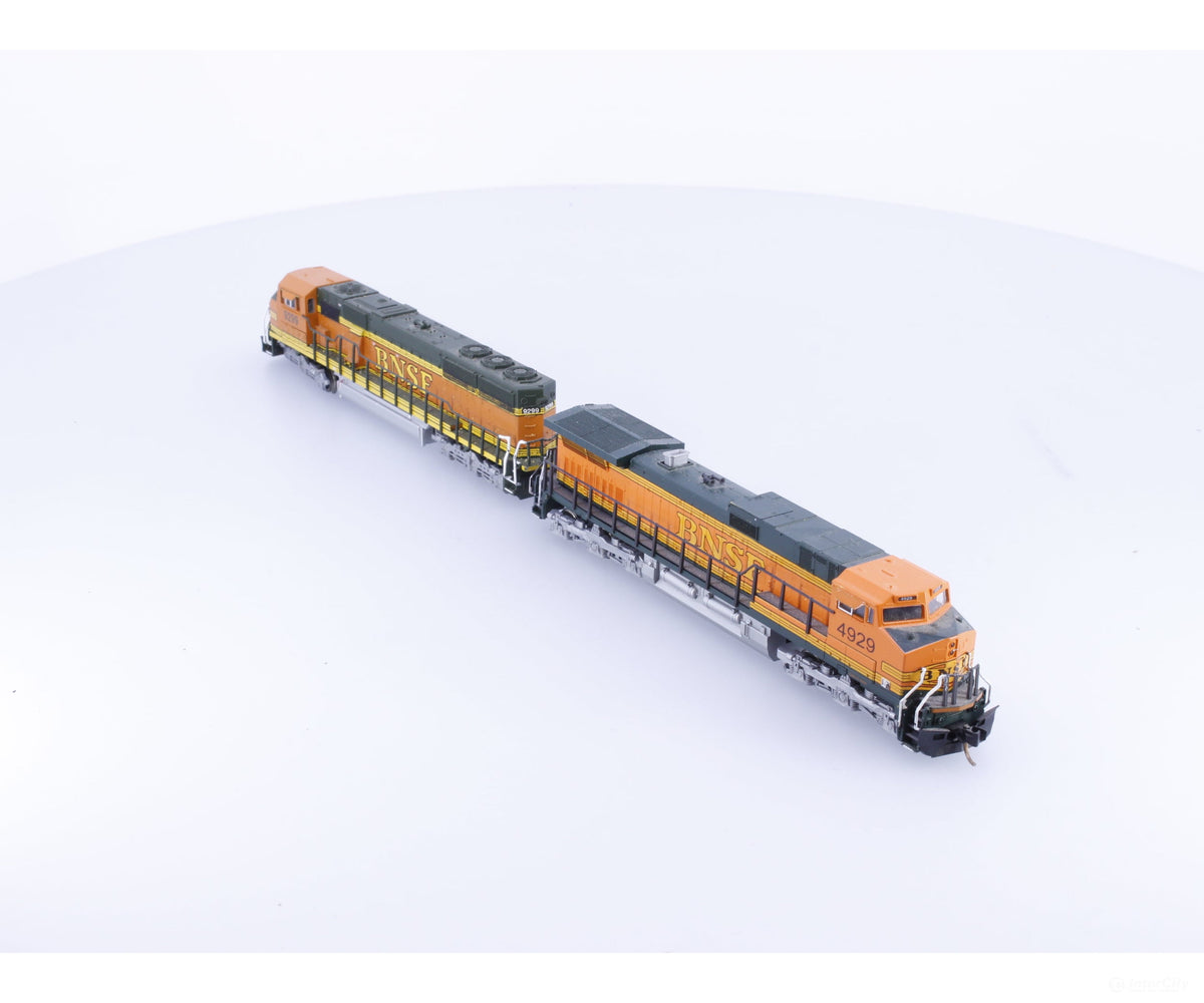 Kato/Atlas 4929/9299 N Kato Dash 9-44CW / Atlas SD70MAC Diesel Locomotives Combo Set Burlington Northern Santa Fe