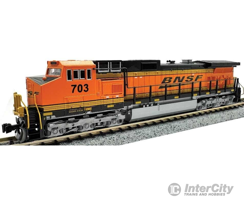 Kato N 1763518 GE C44-9W - Standard DC - BNSF Railway #796 (orange black yellow Wedge Logo) Locomotives