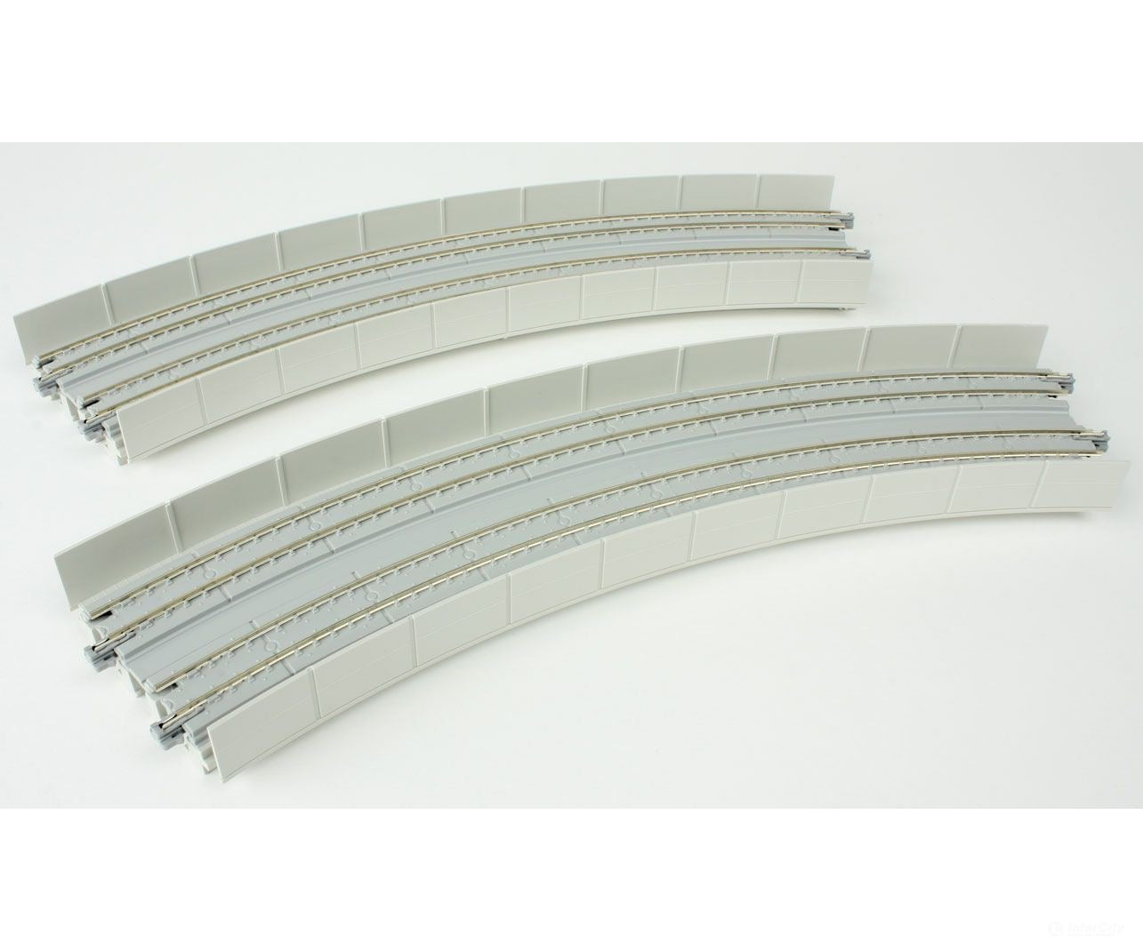 Kato 20544 Unitrack CT Double-Track Superelevated Curve -- 45 Degrees, 15 & 16-3/8" 38.1 & 41.4cm Radius - Default Title (IC-381-20544)