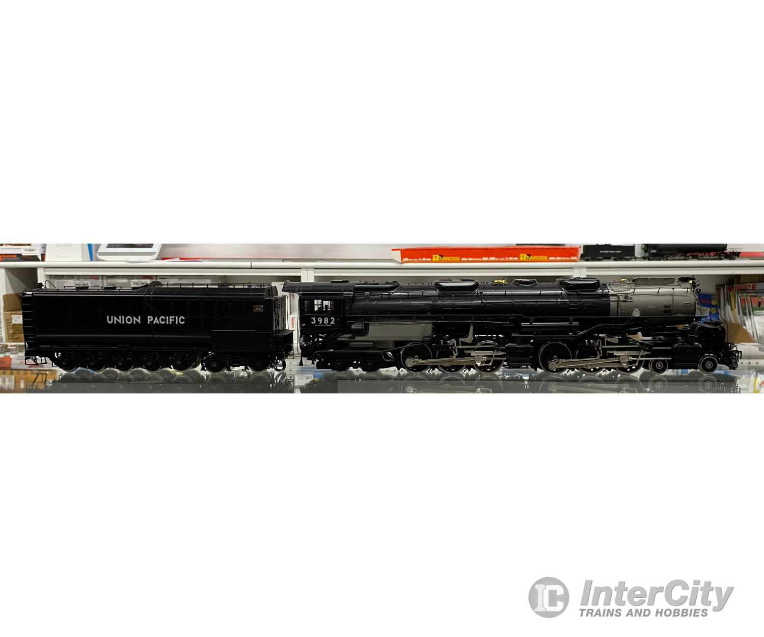 Key Imports O Scale Brass 4-6-6-4 Union Pacific Challenger 4-6-6-4 Late Oil Version Black & Graphite #3982 Locomotives