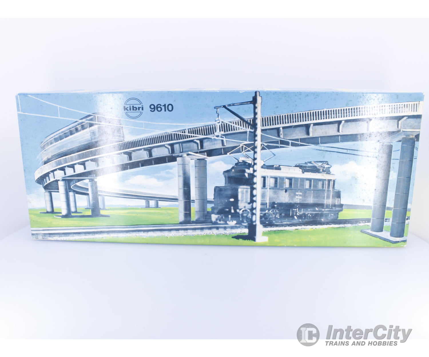 Kibri B-9610 HO Elevated Viaduct Bridge w/ Piers Unassembled Kit Tunnels & Bridges