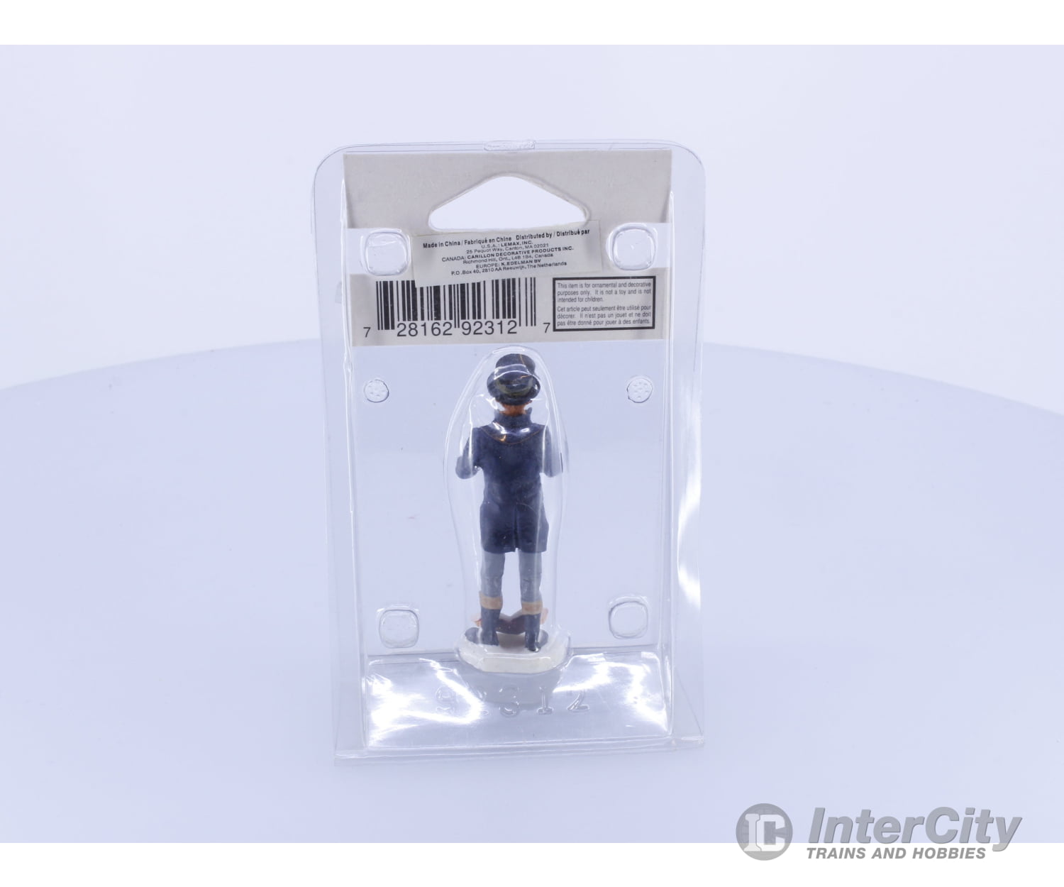 LEMAX 728162923127 Lemax Village Collection Caroller Man Figurine Christmas Poly-Resin VTG 1999 Collectibles