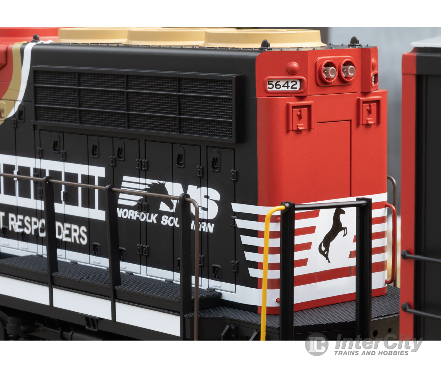 LGB 29911 NS Rescue Train - Default Title (IC-LGB-29911)