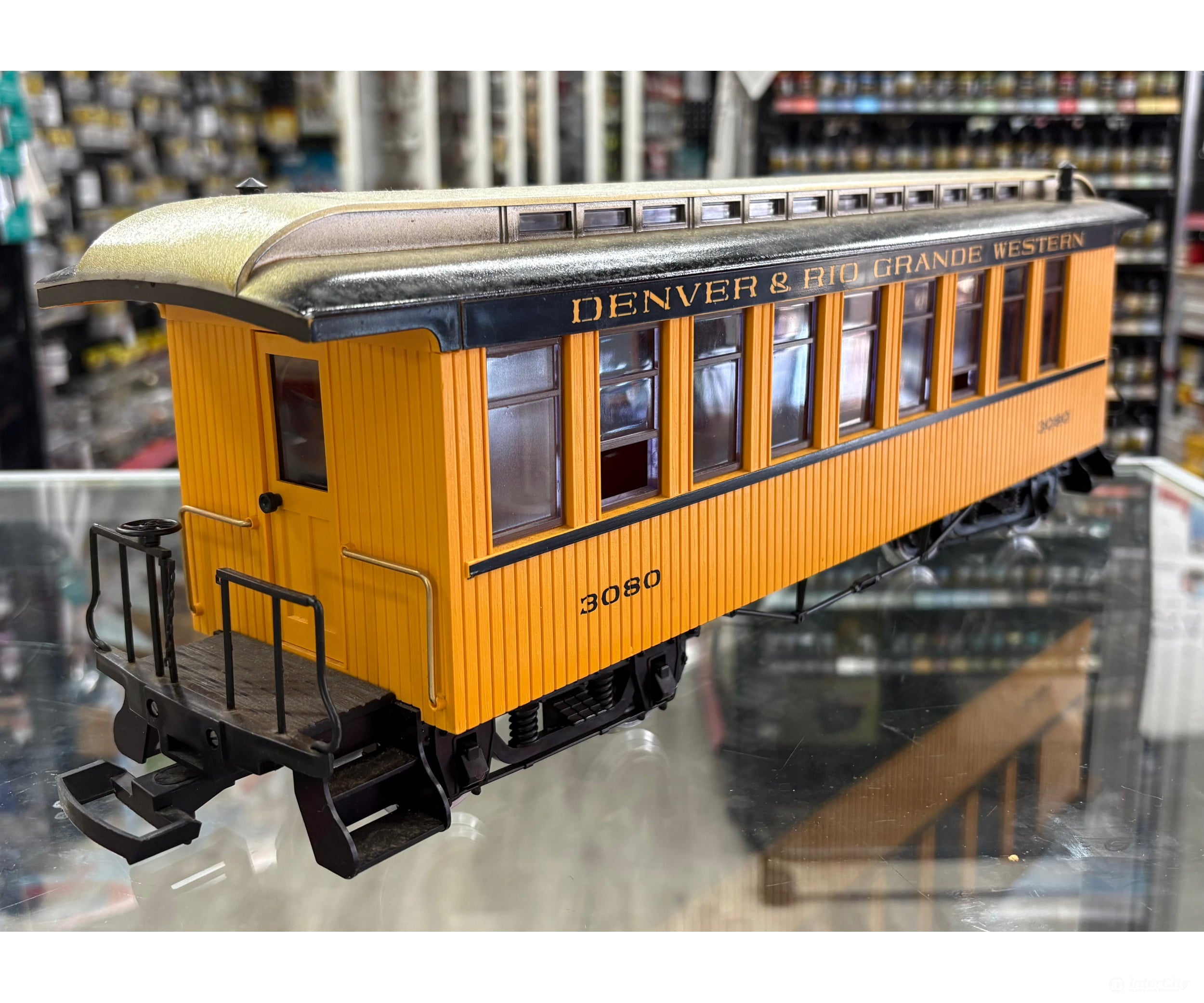 LGB 3080 G Passenger Coach Denver and Rio Grande Western (DRGW) 3080 - Passenger Cars