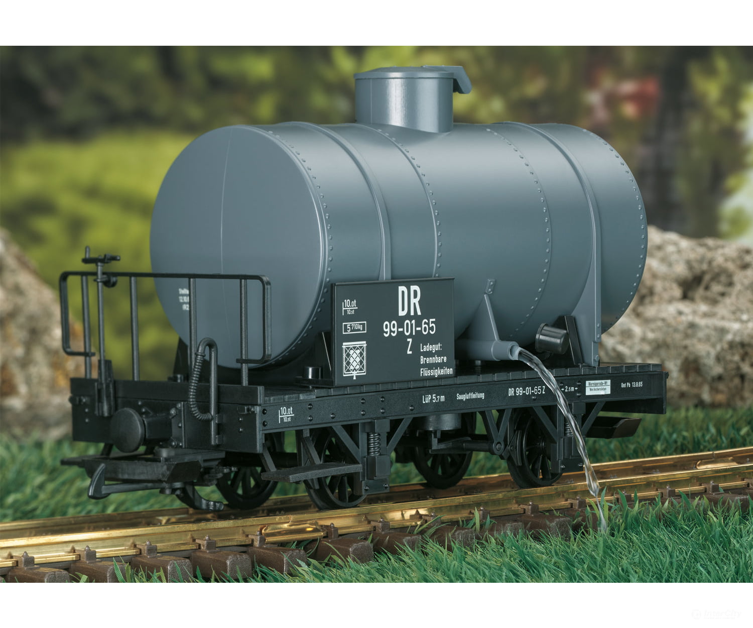 LGB 40556 G DR Tank Car European Freight Cars