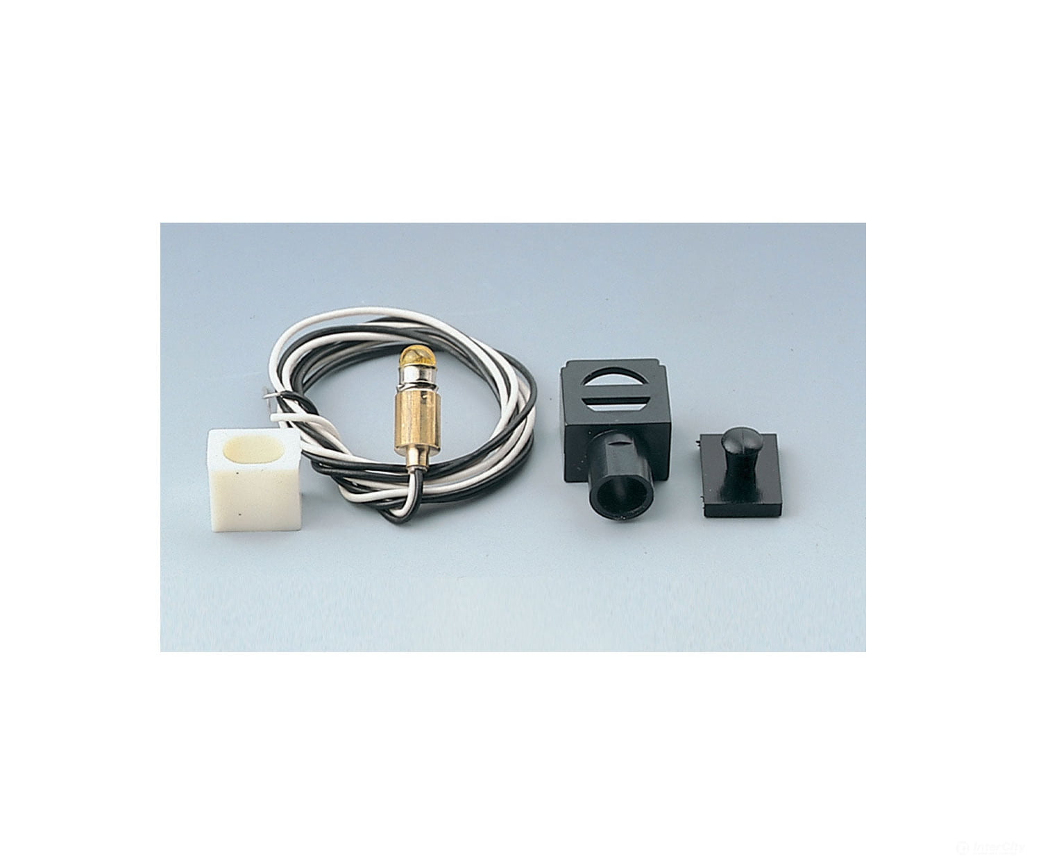 LGB 50520 End-of-Track Lantern for a Track Bumper - Default Title (IC-LGB-50520)