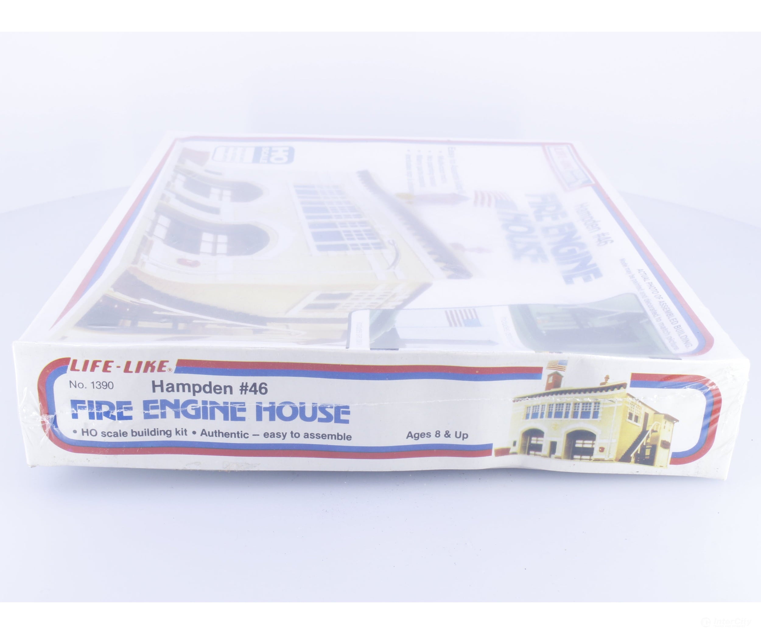 Life-Like 1390 HO Hampden #46 Fire Engine House Sealed Kit - Structures