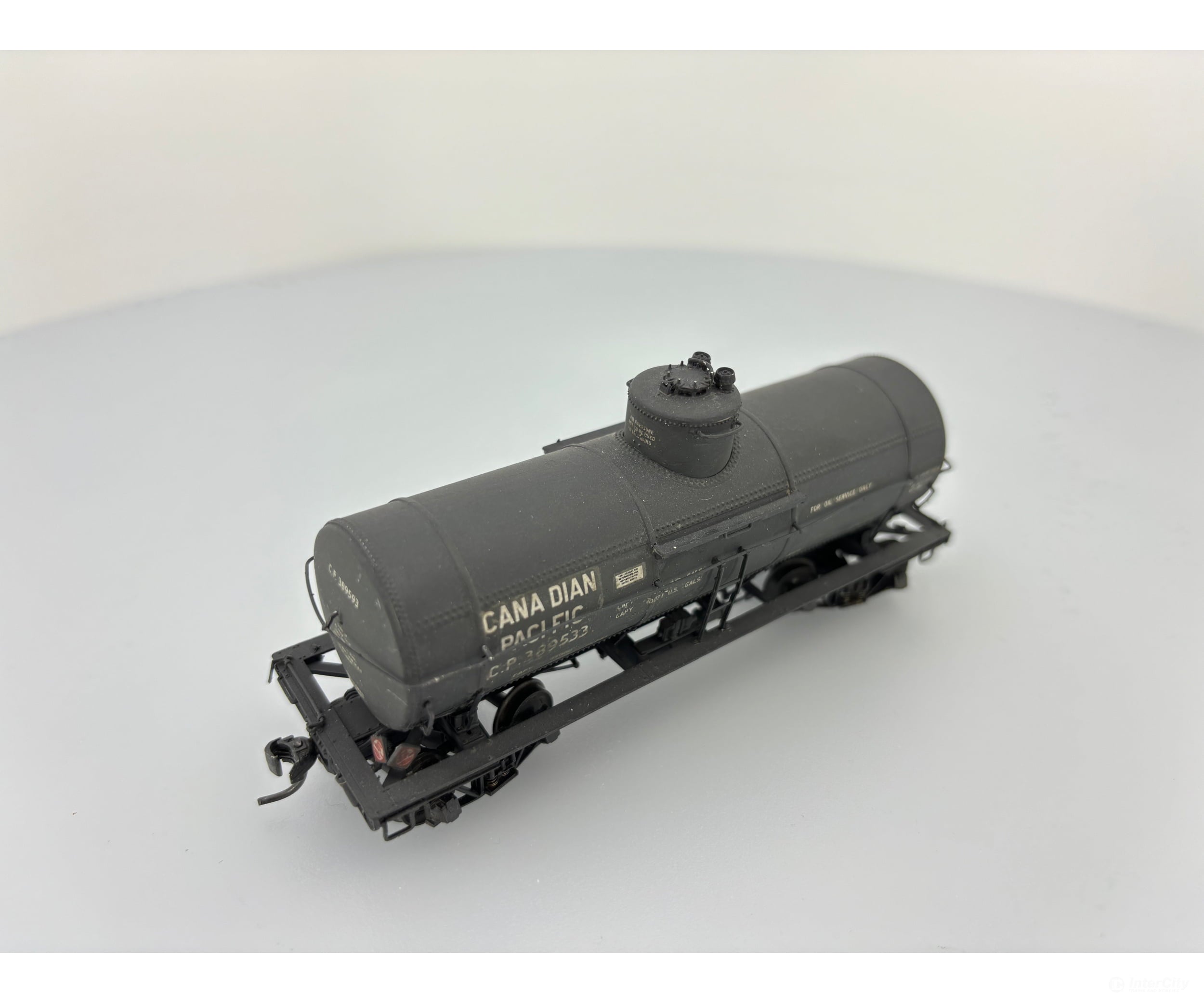 Life-Like 350017 Ho 10 000 Gallon Type 21 Riveted Tank Car Canadian Pacific (Cp) 613 Freight Cars
