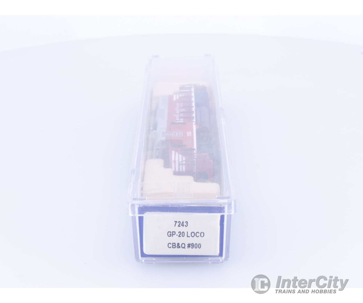 Life-Like 7243 N GP-20 Diesel Locomotive Chicago Burlington and Quincey (CBQ) 900 Analog DC Locomotives