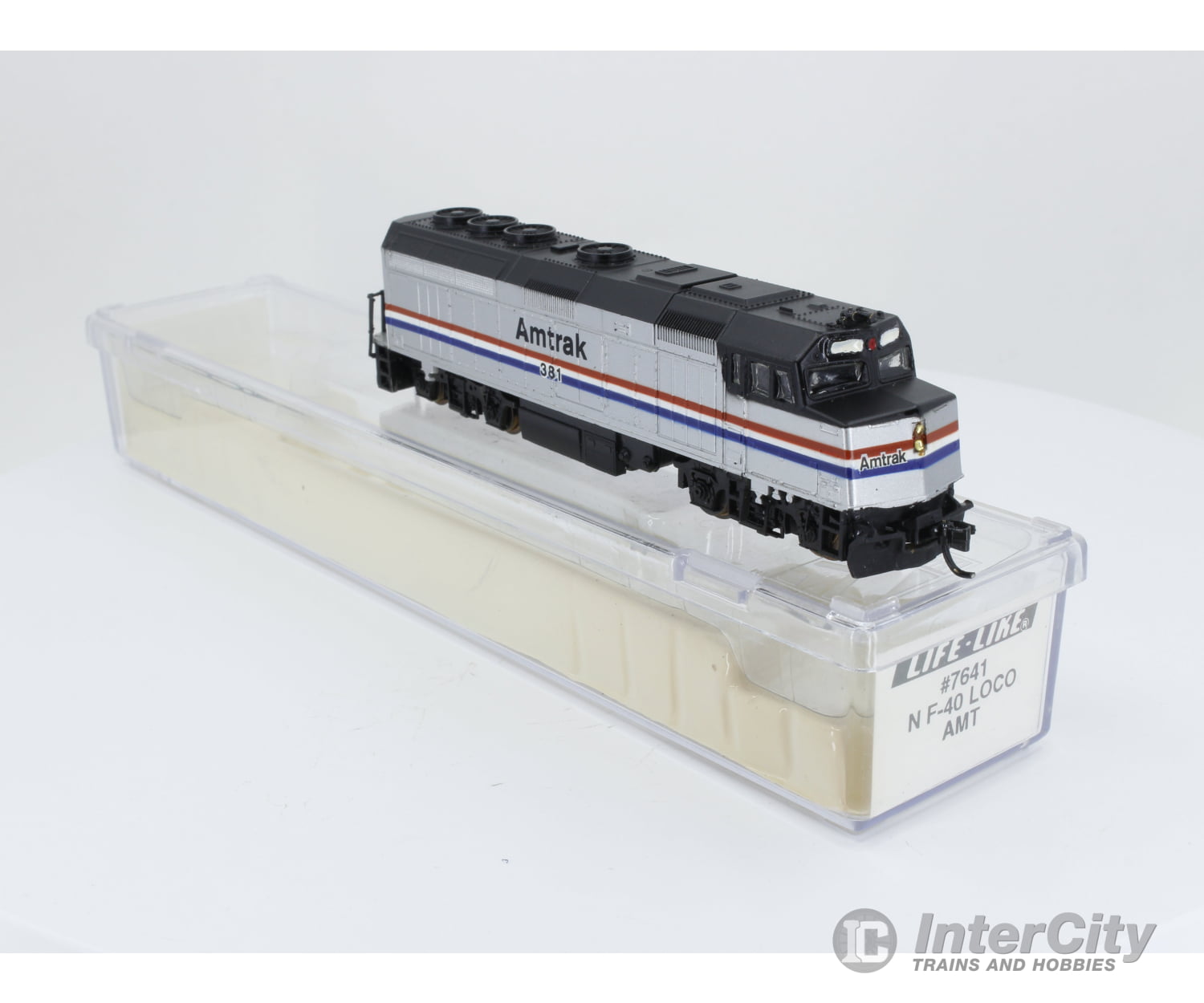 Life-Like 7641 N F-40 Locomotive Amtrak (Amtk) 381 Analog Dc (1) Locomotives