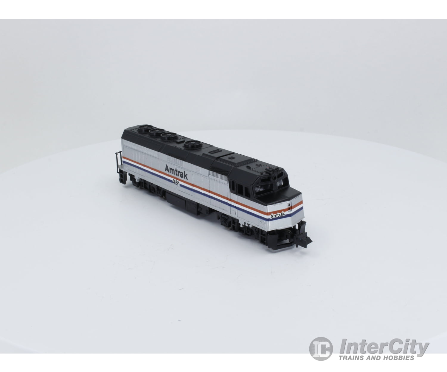 Life-Like 7641 N F-40 Locomotive Amtrak (Amtk) 381 Analog Dc (5) Locomotives