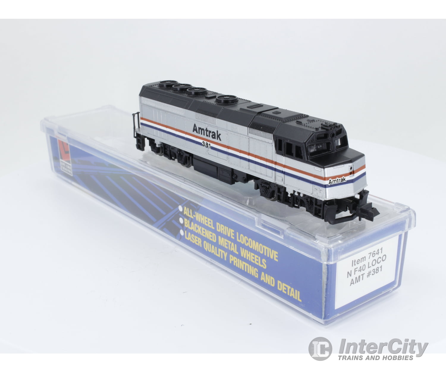Life-Like 7641 N F-40 Locomotive Amtrak (Amtk) 381 Analog Dc (6) Locomotives