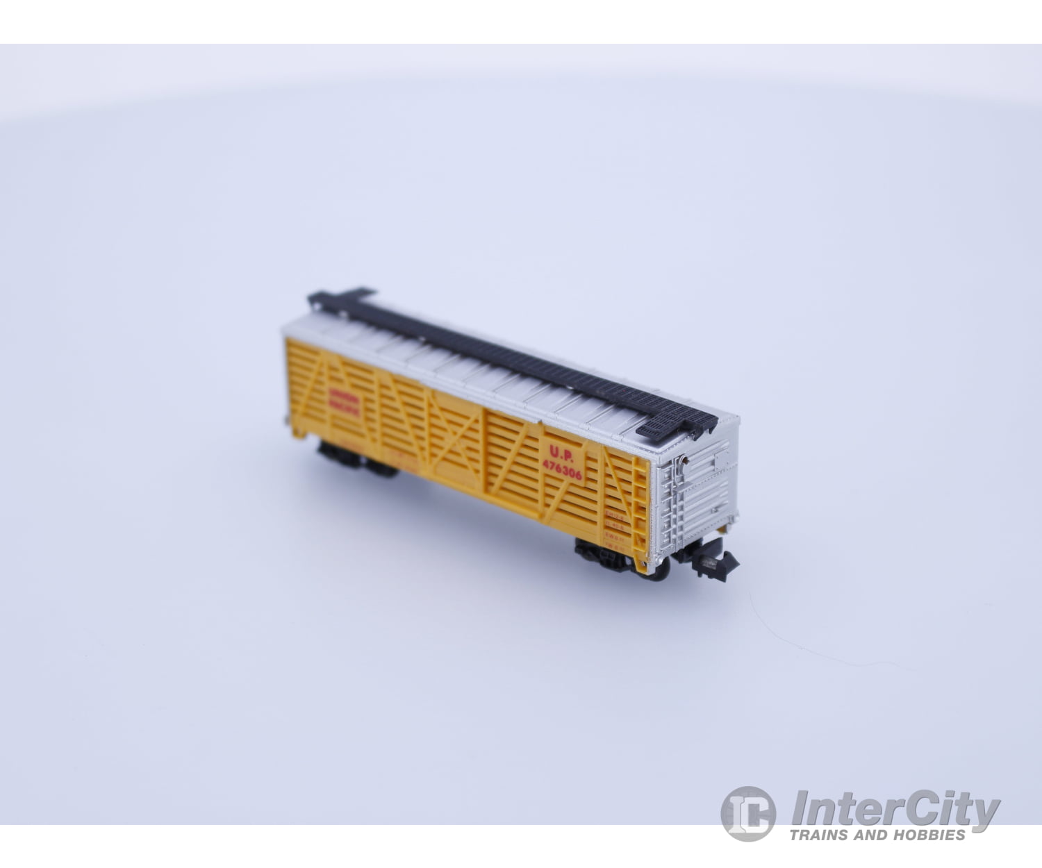 Life-Like 7759 N Stock Car Union Pacific (UP) 476306 Freight Cars