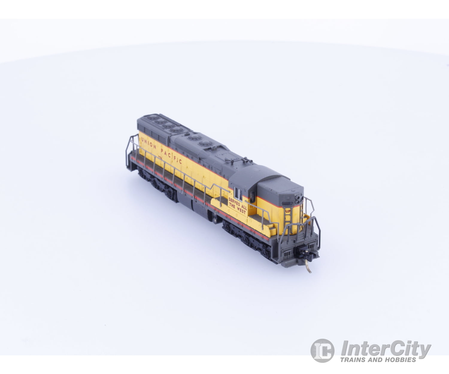 Life-Like 7775 N SD7 Diesel Locomotive Union Pacific (UP) 776 Analog DC Locomotives