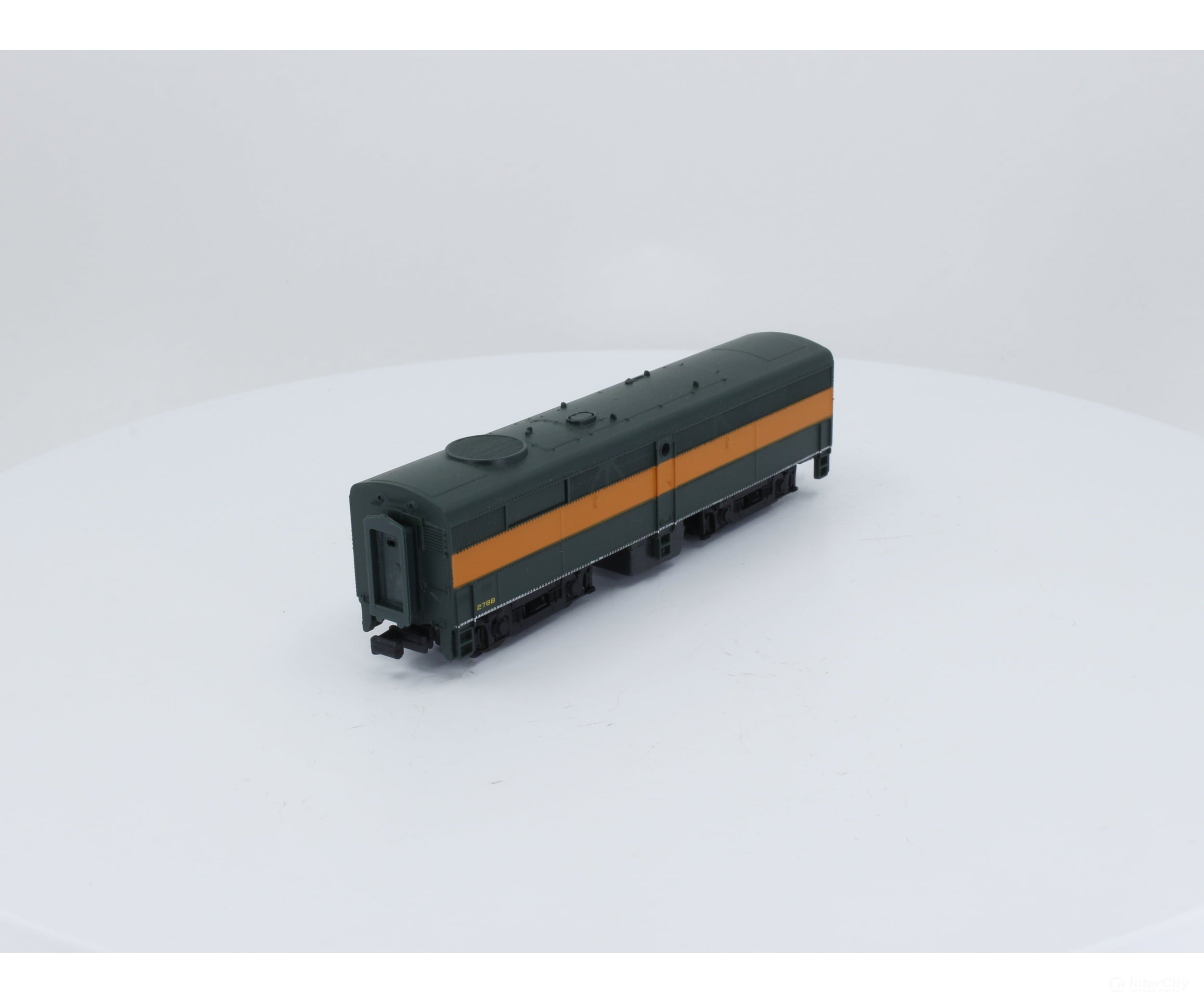 Life-Like 7919 N Fb2 Diesel Locomotive Great Northern (Gn) (1) Passenger Cars