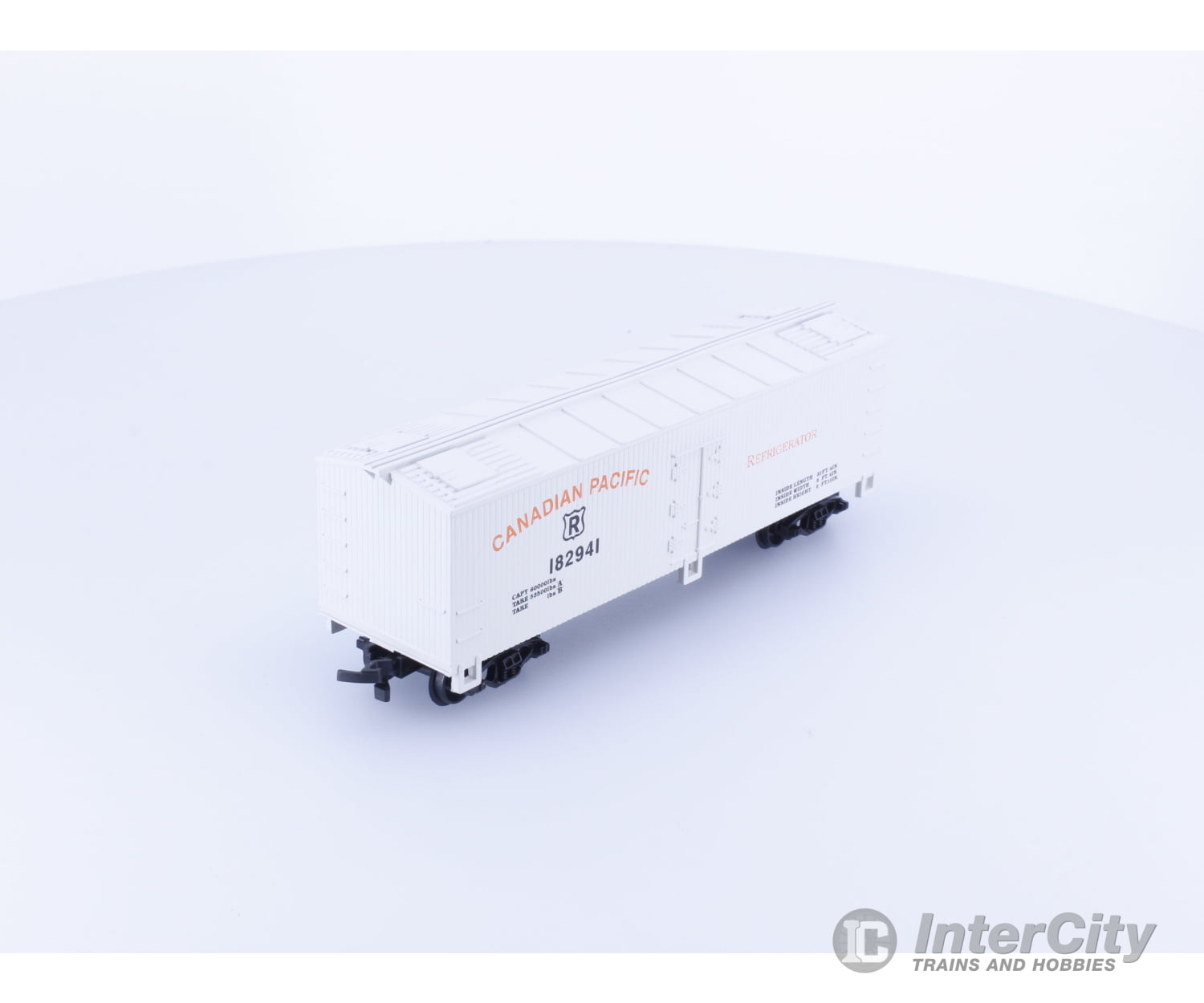 Life-Like 8462R HO 40’ Reefer Car Canadian Pacific (CP) 182941 Freight Cars