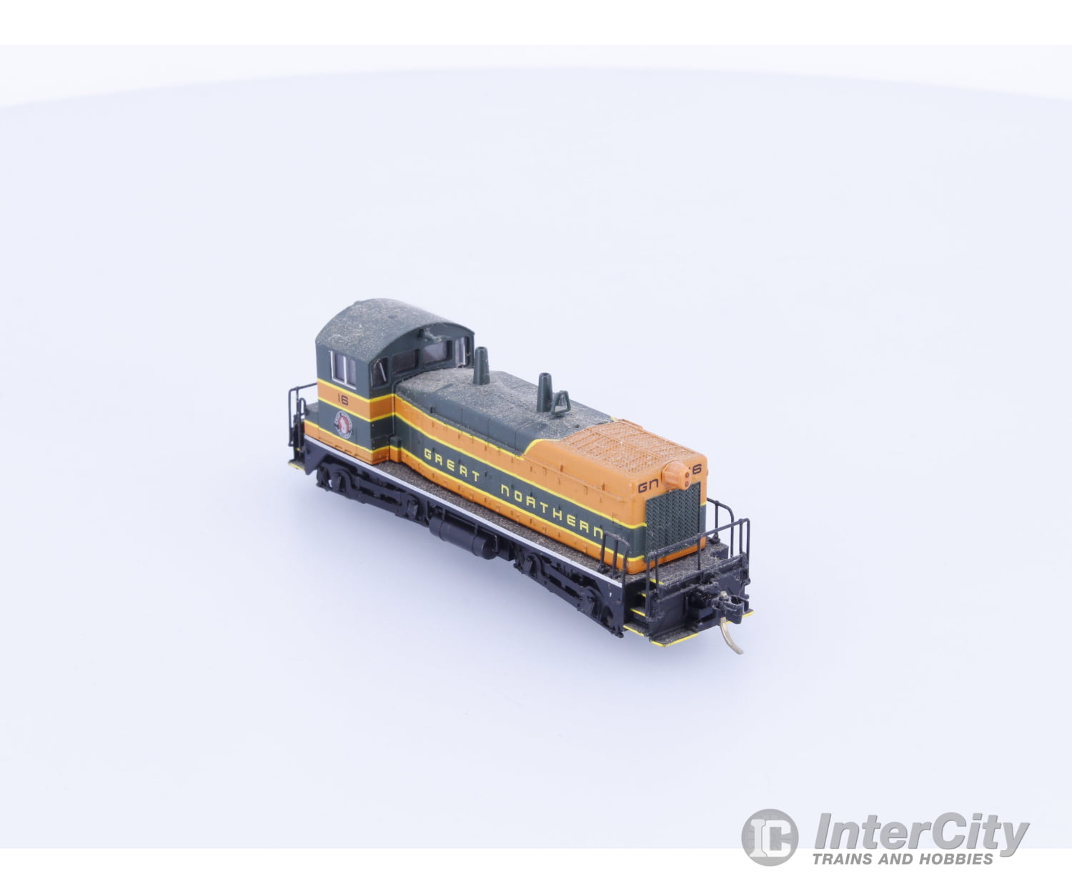 Lifelike 7888 N SW9/1200 Diesel Locomotive Great Northern (GN) 16 Analog DC Locomotives