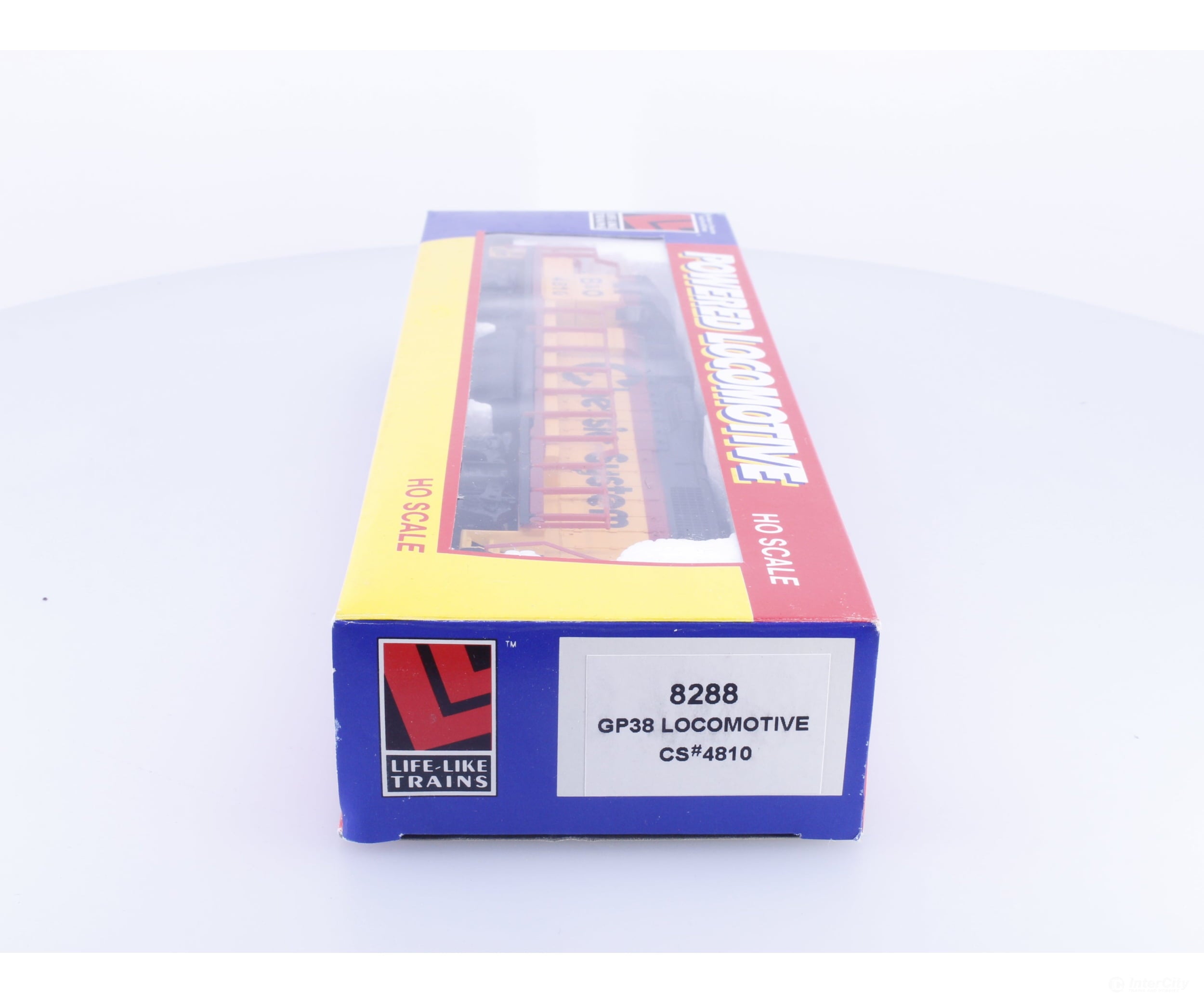 Lifelike 8288 HO GP38 Diesel Locomotive Chessie System #14 Baltimore and Ohio (BO) 4810 Analog DC - Locomotives