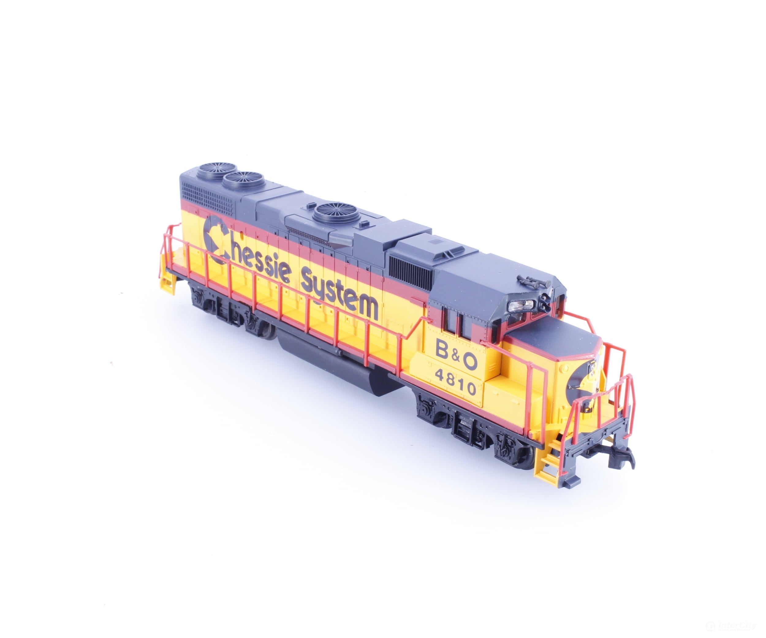 Lifelike 8288 HO GP38 Diesel Locomotive Chessie System #15 Baltimore and Ohio (BO) 4810 Analog DC - Locomotives
