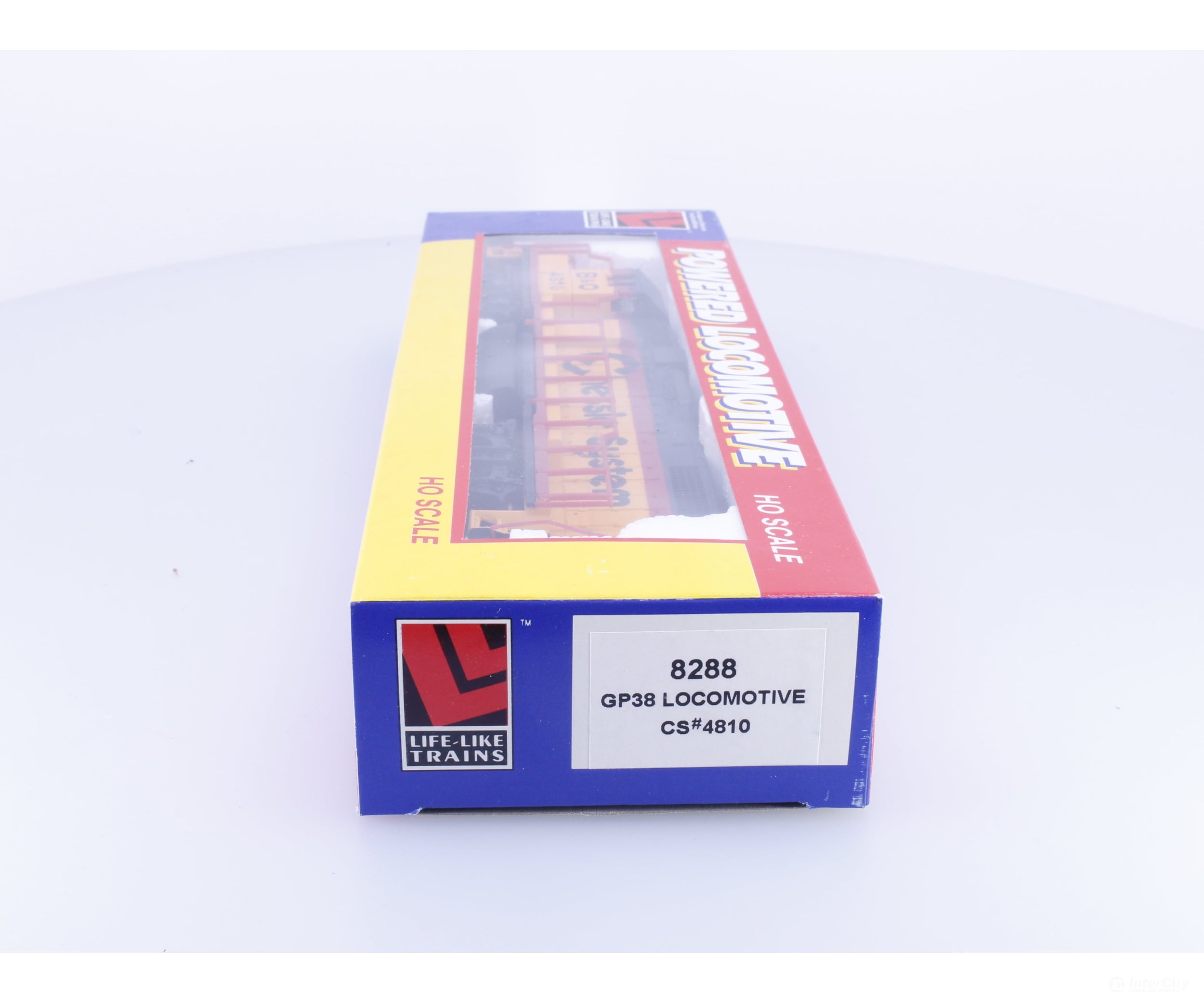 Lifelike 8288 HO GP38 Diesel Locomotive Chessie System #4 Baltimore and Ohio (BO) 4810 Analog DC - Locomotives