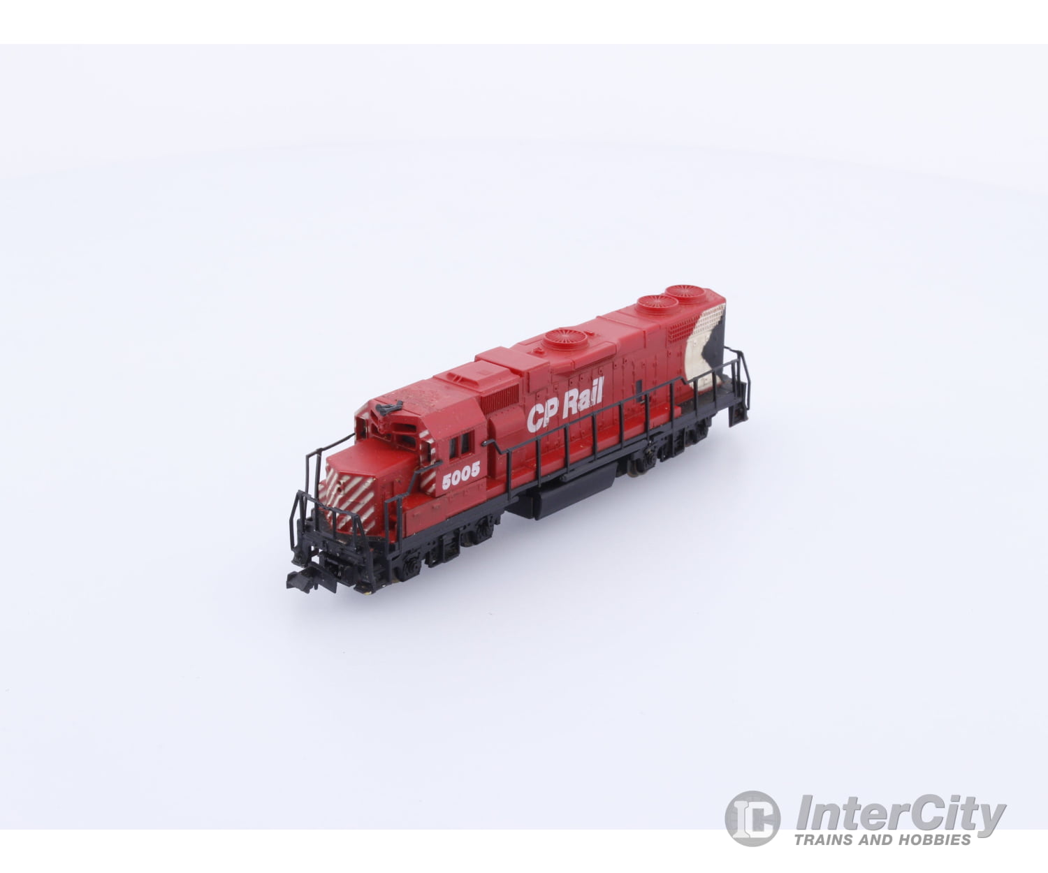 Lifelike N GP38 Canadian Pacific (CP) 5005 Analog DC Locomotives