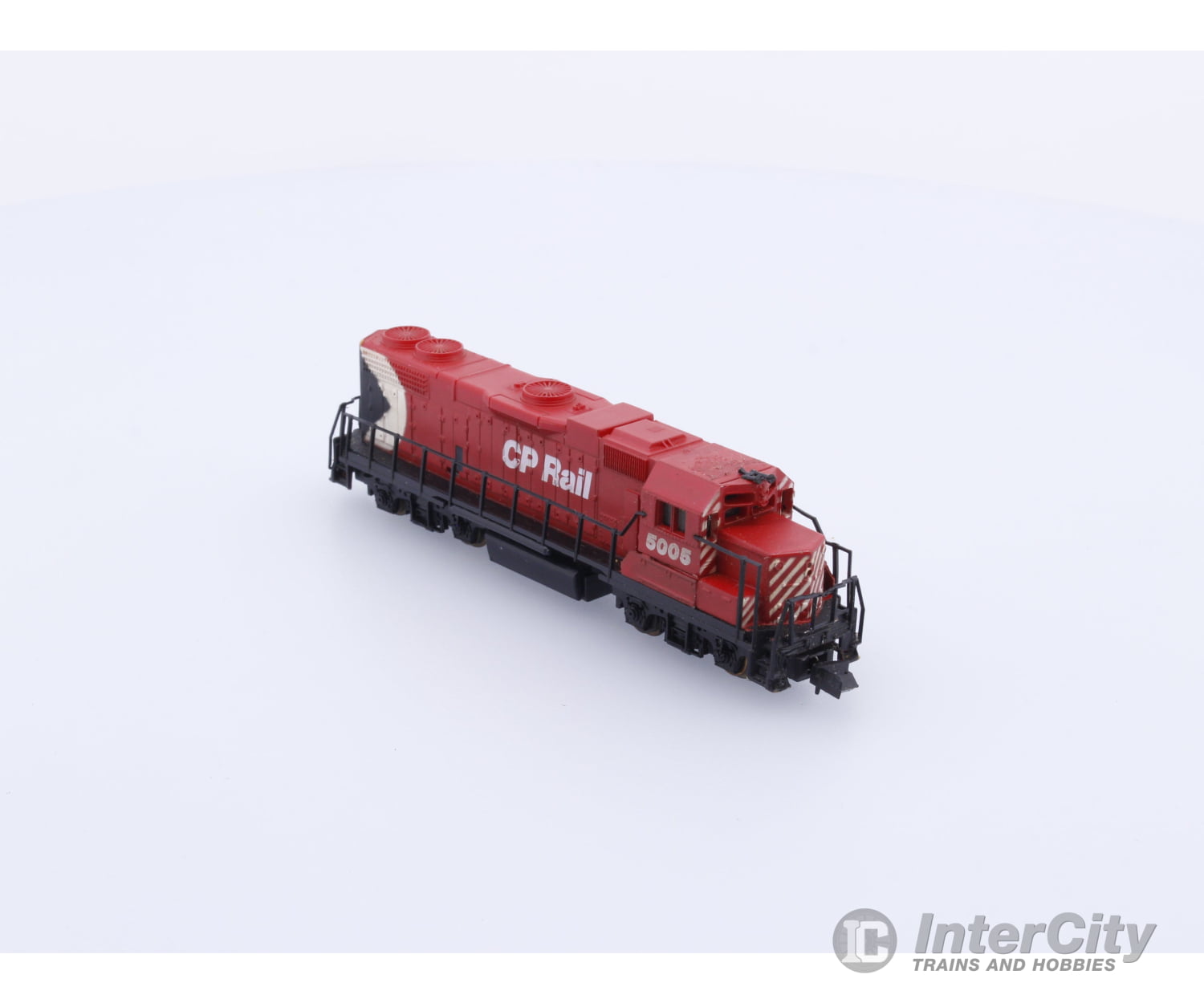 Lifelike N GP38 Canadian Pacific (CP) 5005 Analog DC Locomotives