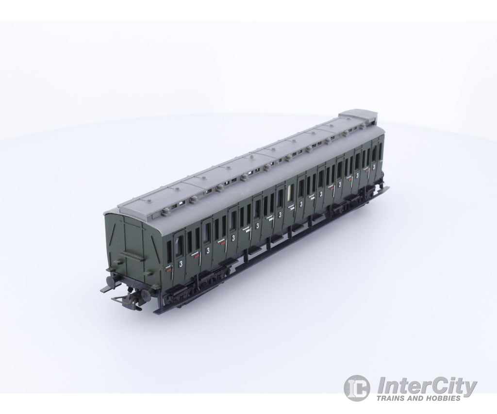 Liliput 29100 HO DR 3rd Class Passenger Car European Passenger Cars