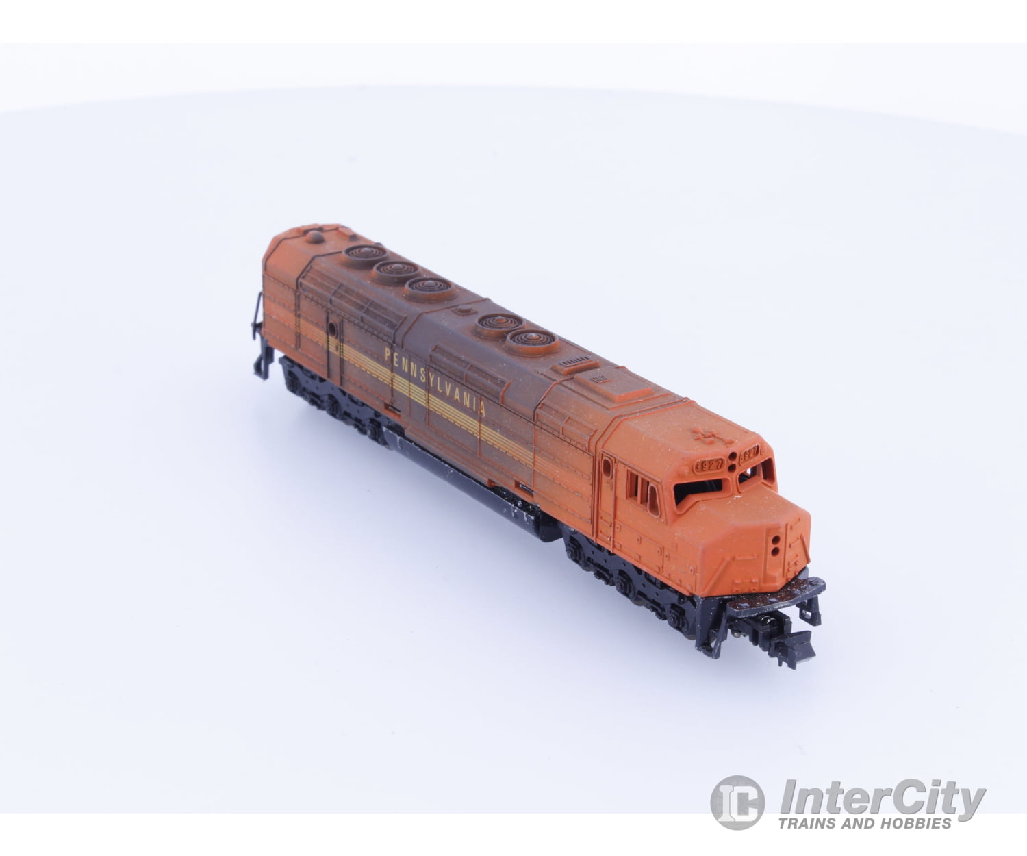 Lima 3927 N FP45 Diesel Locomotive Pennsylvania (PRR) 3927 Analog DC Locomotives