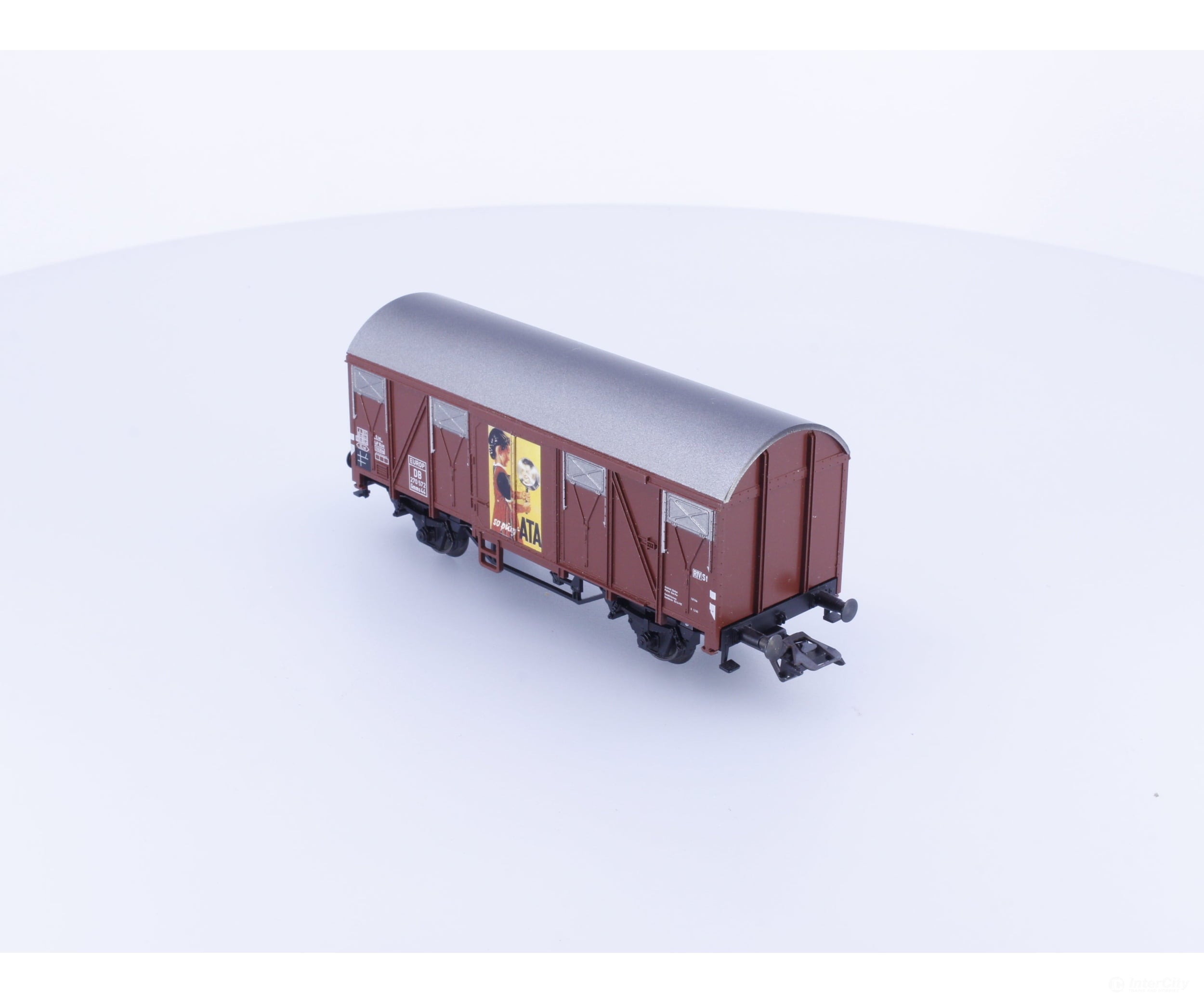 Marklin 29845ATA HO DB ATA Covered Reefer Car European Freight Cars