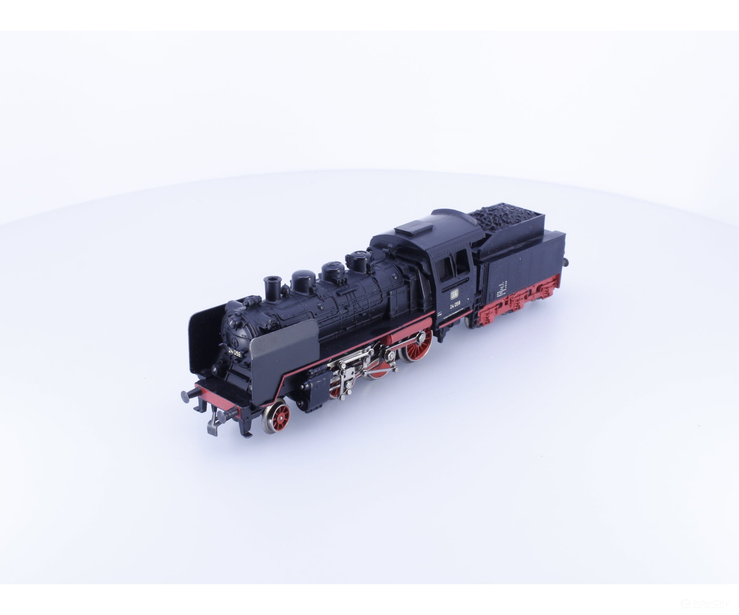 Marklin 3003 HO DB BR24 Diesel Locomotive 24058 Analog AC - European Locomotives