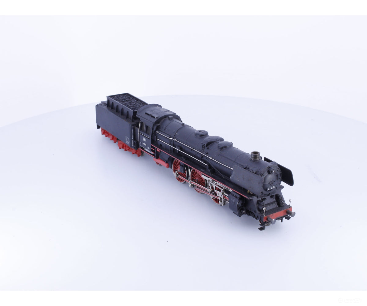 Marklin 3048 HO DB BR01 4-6-2 Steam Locomotive 01097 Analog AC - European Locomotives