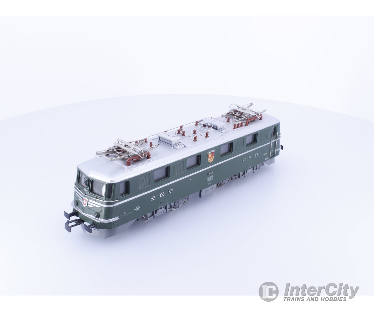 Marklin 3050 HO SBB-CFF-FFS Ae 6/6 Obwalden E-Lok 11414 Analog AC European Locomotives