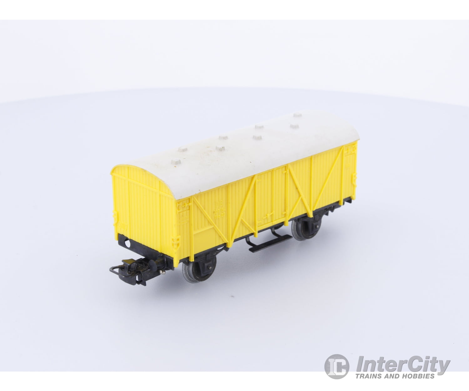 Marklin 327154 HO DB Jamaica Box Car Undecorated 327154 European Freight Cars